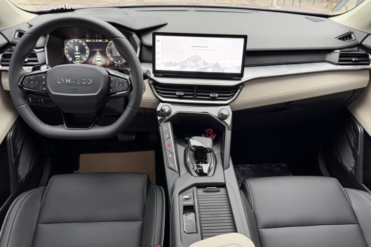 Used Lynk & Co 06 2023 Remix 1.5T Shero
