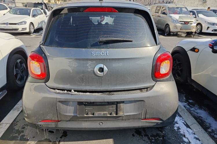 Used  forfour 2018 0.9T 66 kW Pioneer Edition