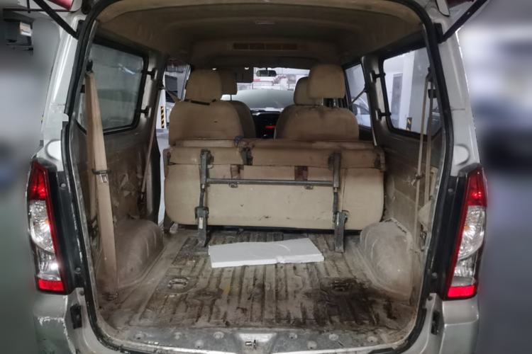 Used Wuling Rongguang 2014 1.2L S Standard Model
