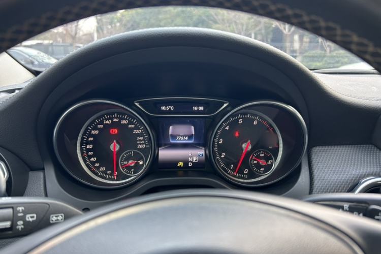 Used Mercedes-Benz GLA 2018 GLA 200 Fashion Model