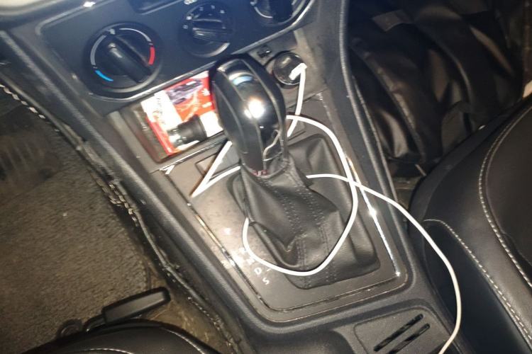 Used Volkswagen Lavida 2015 1.6L Automatic Comfort Edition
