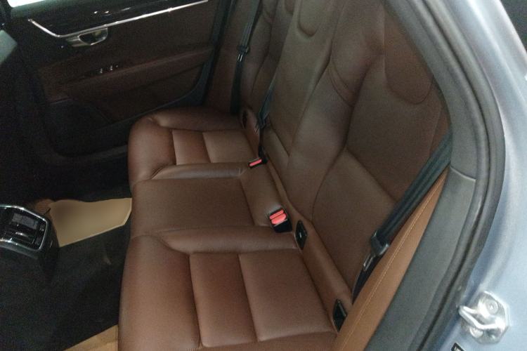 Used Volvo S90 2018 T4 Zhiyuan Edition
