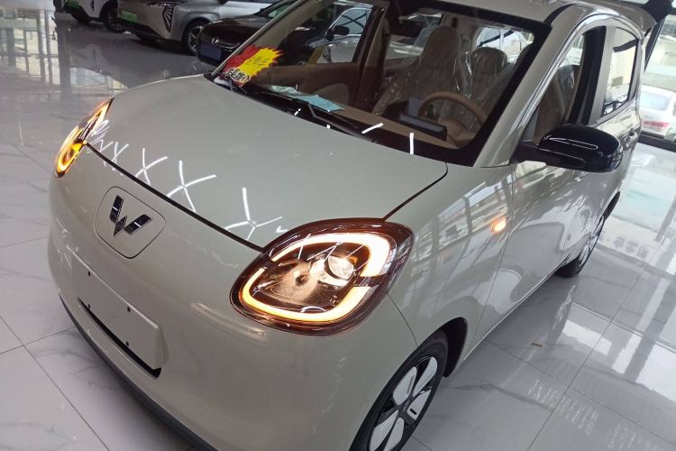 Used Wuling Hongguang MINIEV 2025 Four-Door Version Advanced Edition
