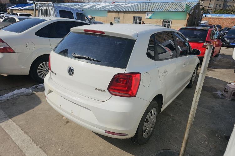 Used Volkswagen Polo 2014 1.4L Manual Fashion Edition