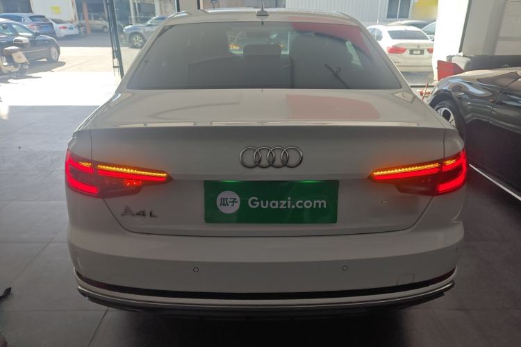 Used Audi A4L 2019 40 TFSI Fashion Edition China VI Emission Standard
