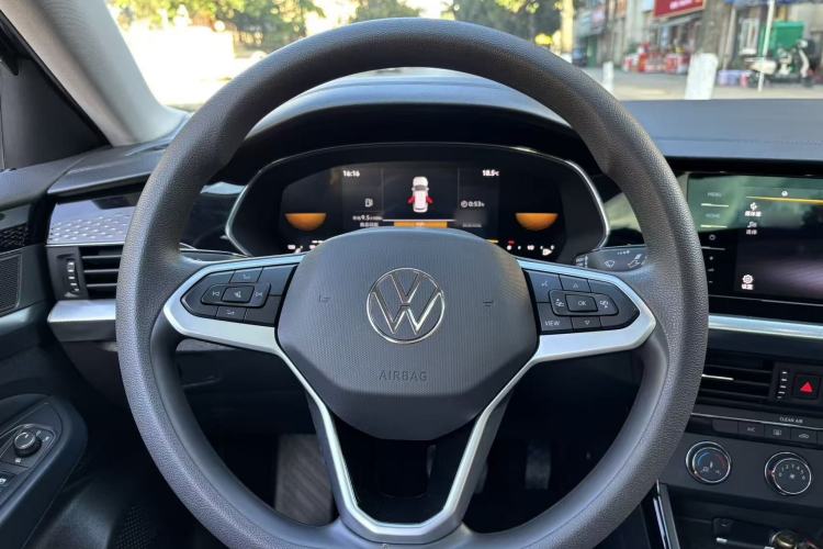 Used Volkswagen Passat 2024 280TSI Business Edition
