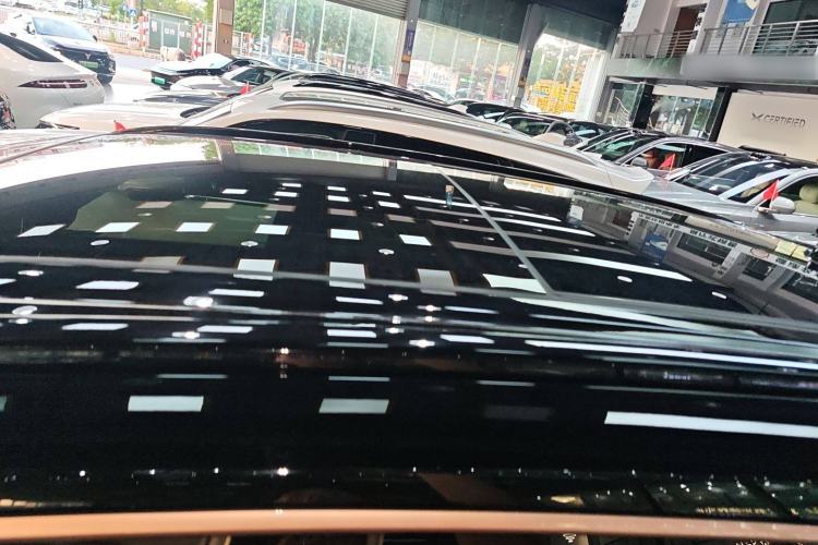 Used Lynk & Co 08 EM-P 2023 220 km Limited-Time Edition
