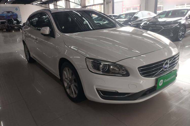 Used Volvo V60 2014 T5 Zhiyi Edition
