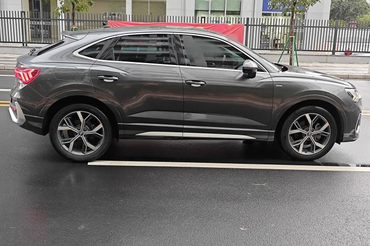 Used Audi Q3 Sportback 2020 40 TFSI Fashion Model
