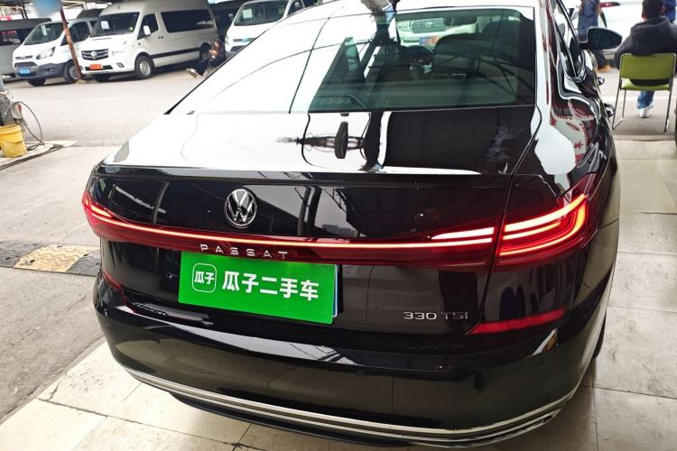 Used Volkswagen Passat 2023 Facelift 330TSI Luxury Edition