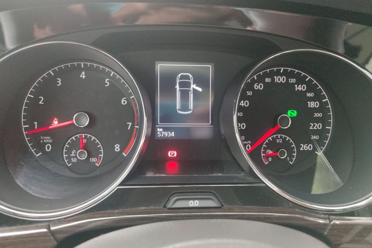 Used Volkswagen Touran 2018 Volkswagen Touran L 280TSI DSG Comfort Edition 7-seater
