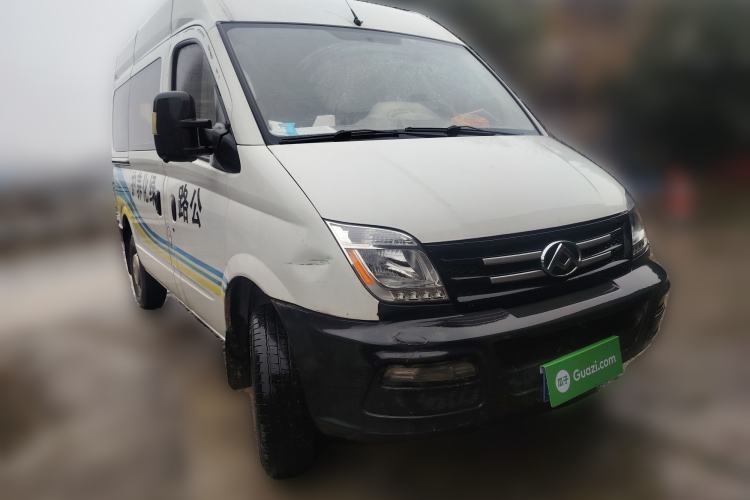 Used SAIC MAXUS Xintu V80 2019 2.5T Classic Edition 6-Speed Manual – Aoyuntong Short Wheelbase Mid-Height Design 5/6 Seats