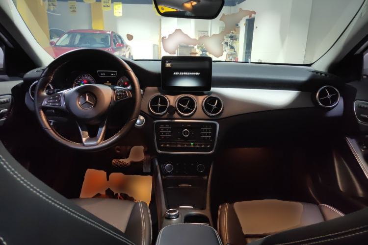 Used Mercedes-Benz GLA 2016 GLA 220 4MATIC Luxury Model