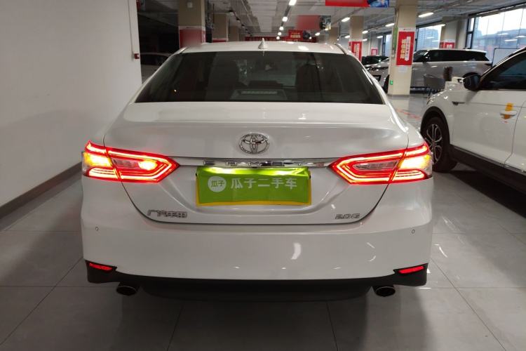 Used Toyota Camry 2021 2.0G Luxury Edition
