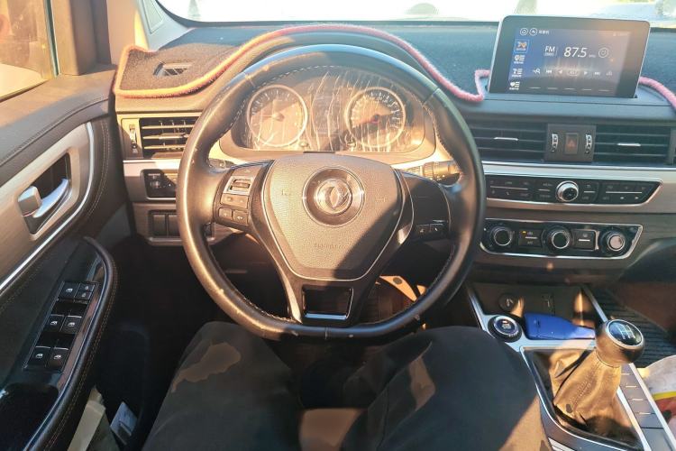 Used FORTHING SX6 2018 1.6L Manual Luxury Model
