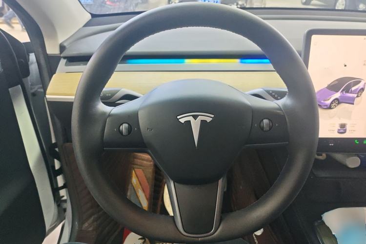Used Tesla Model Y 2022 Rear-Wheel-Drive Version
