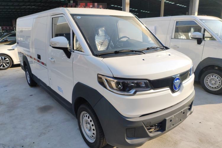 Used Foton Intelligent Blue Elf E7 2024 Facelifted All-Electric Van Flat Roof 2 Seats Evey Lithium Energy 41.86 kWh
