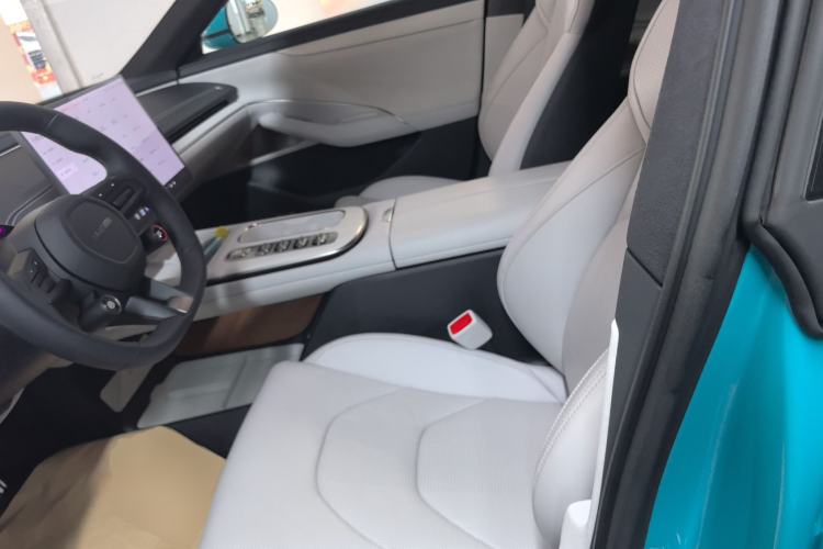 Used  SU7 2024 Four-Wheel Drive Ultra-Long Range Advanced Intelligent Driving Max Edition
