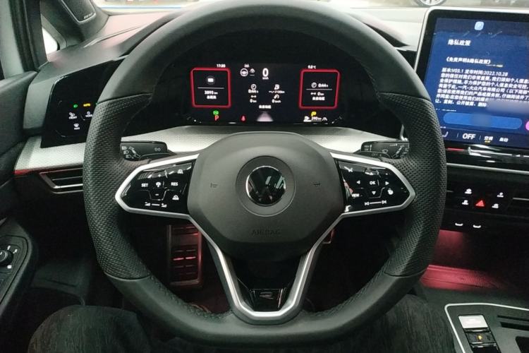 Used Volkswagen Golf 2025 300TSI R-Line