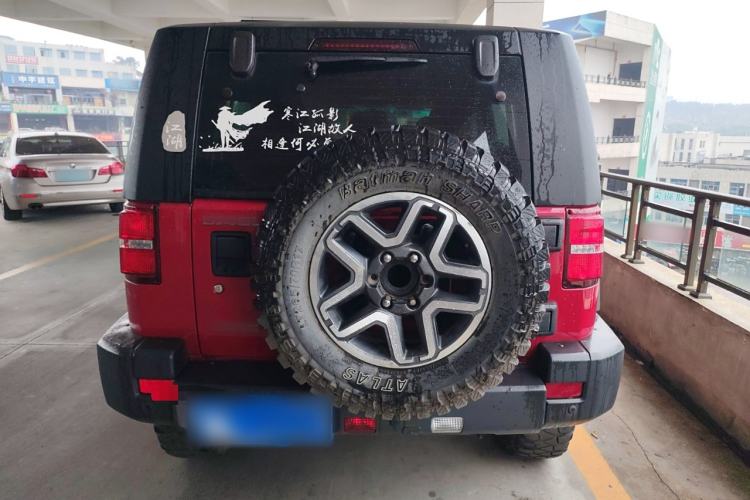 Used Beijing Auto BJ40 2016 40L 2.3T Automatic All-Wheel Drive Premium Edition
