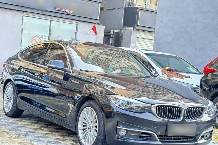 Used BMW 3 Series GT 2019 320i Luxury Design Package