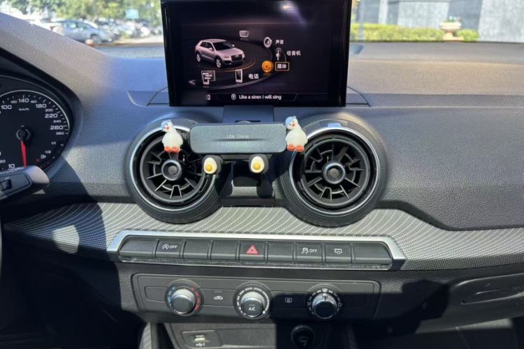 Used Audi Q2L 2018 35 TFSI Launch Exclusive Edition China VI
