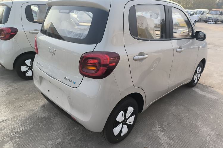 Used Wuling Hongguang MINIEV 2025 Four-Door Version Advanced Edition
