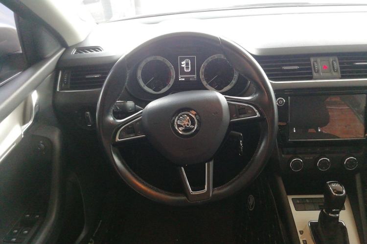 Used Skoda Octavia 2018 TSI230 DSG Luxury Edition
