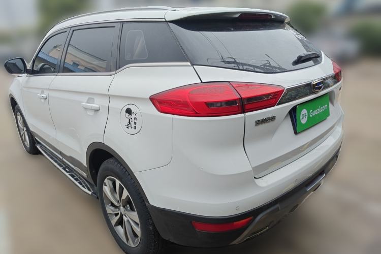 Used Geely Auto Emgrand X7 Sport 2016 2.0L Manual Smart Connect Version
