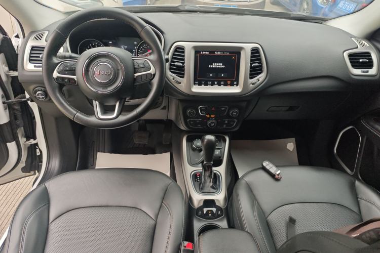Used  Compass 2019 200T Automatic Family Enjoyment Four-Wheel Drive - Connected Large Screen Version
