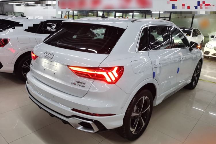 Used Audi Q3 2024 35 TFSI Fashion Dynamic Edition
