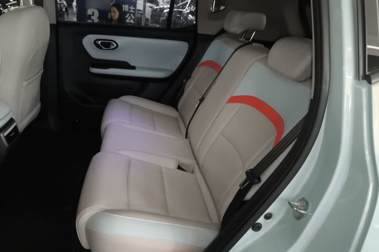 Used AION Y 2021 70 Enjoyment Tech Edition
