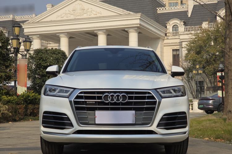 Used Audi Q5L 2020 Updated 40 TFSI Prestige Fashion Edition
