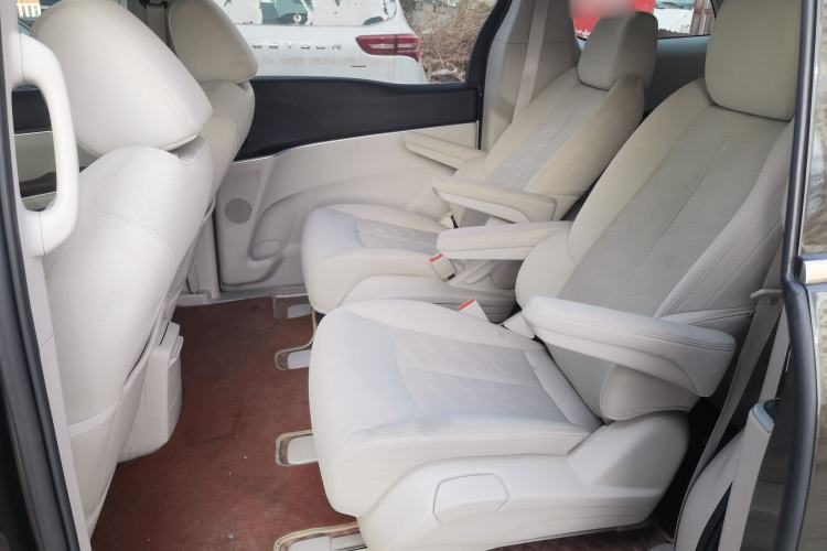 Used Buick GL8 2022 Land Cruiser Executive Class 652T Comfort Model
