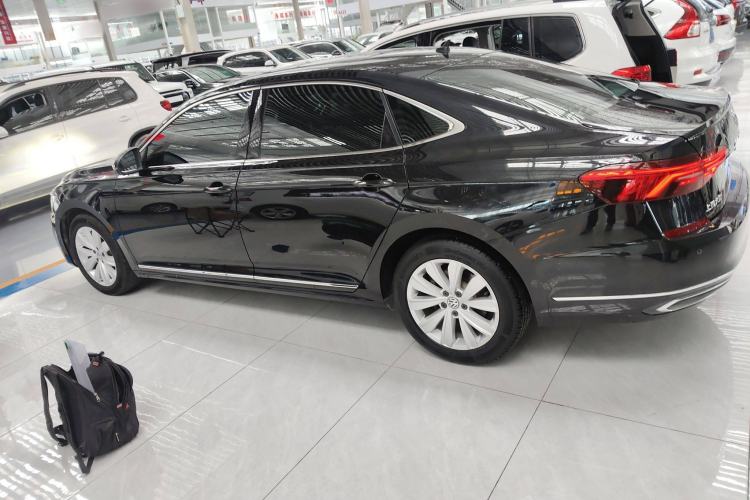 Used Volkswagen Passat 2019 330TSI Elite Edition China VI
