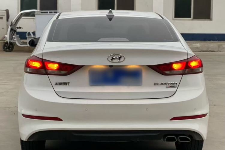 Used Hyundai Elantra 2018 1.4T Dual-Clutch Xuan Dong · Dynamic Edition
