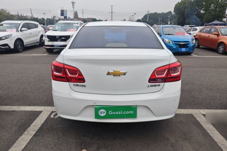 Used Chevrolet Cruze 2015 1.5L Classic SE MT
