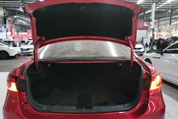 Used Mazda Atenza 2015 2.5L Blue Sky Sport Edition
