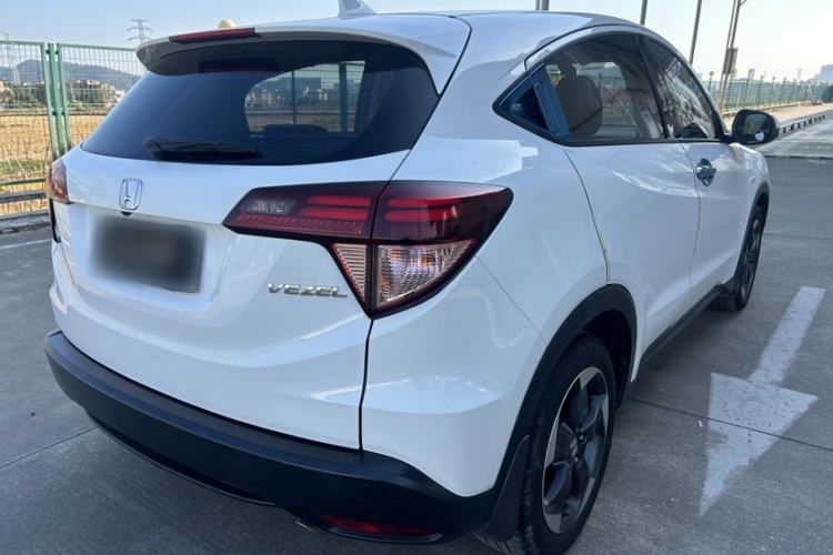 Used Honda Vezel 2017 1.8L CVT Front-Wheel Drive Pioneer Edition