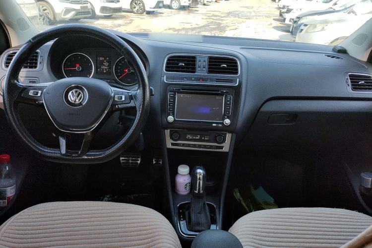 Used Volkswagen Polo 2014 1.6L Cross Polo Automatic
