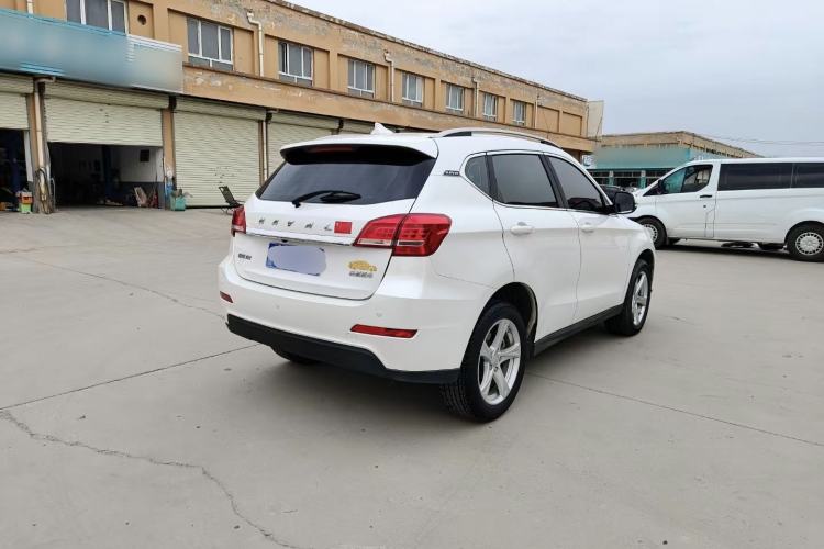 Used Haval H2 2018 Chuanxiang Edition 1.5T Dual-Clutch Two-Wheel Drive Fashion Model China V Standard