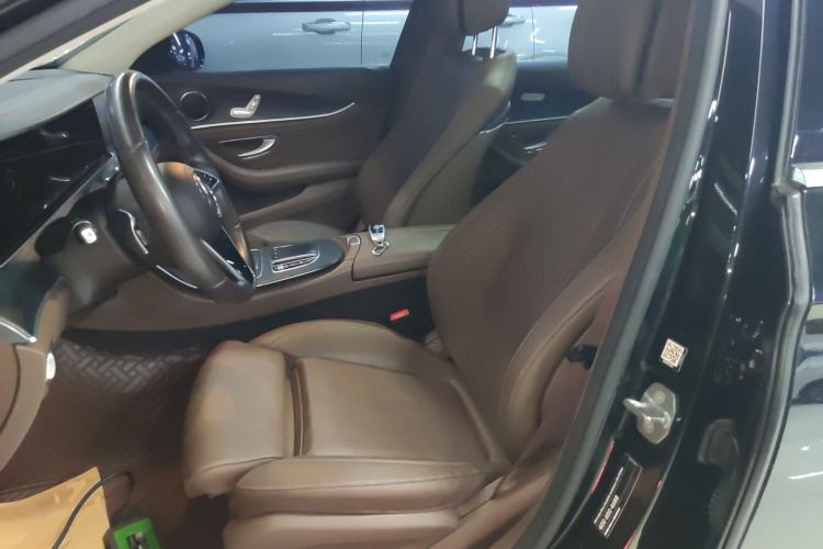 Used Mercedes-Benz E-Class 2023 Facelift E 260 L