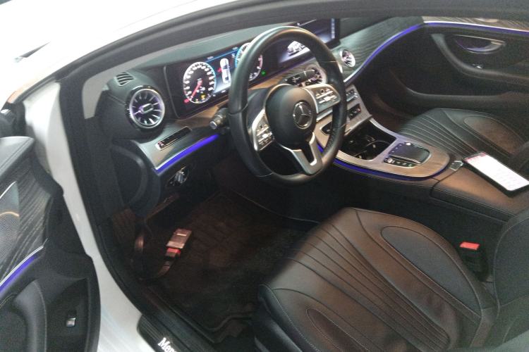 Used Mercedes-Benz CLS 2020 CLS 300 Luxury Model
