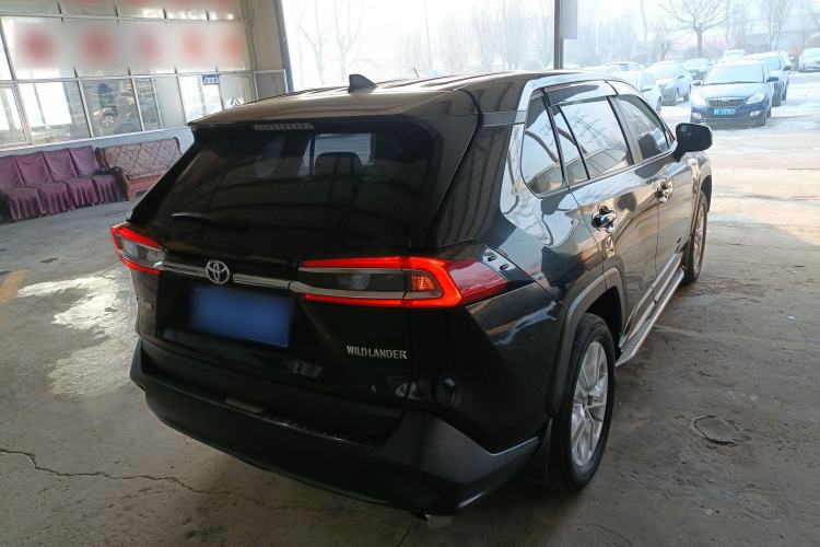 Used Toyota Wildlander 2022 Updated Version 2.0L CVT Two-Wheel Drive Leading Edition
