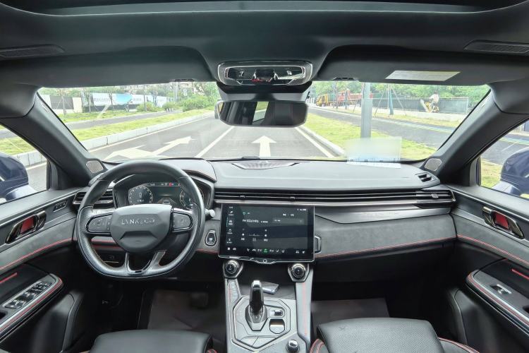 Used Lynk & Co 05 2020 2.0TD Four-Wheel Drive HypeHalo
