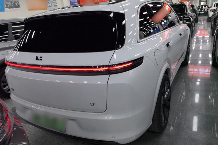 Used Li Auto L7 2023 Pro Model
