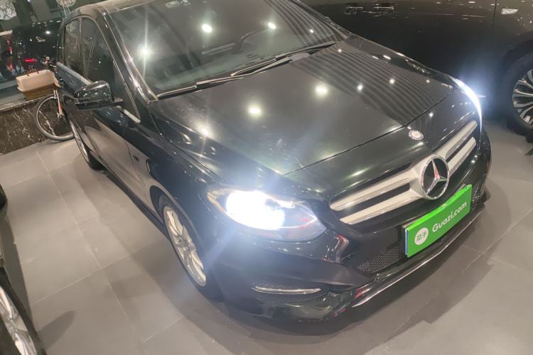 Used Mercedes-Benz B-Class 2015 B 200 Sport Edition