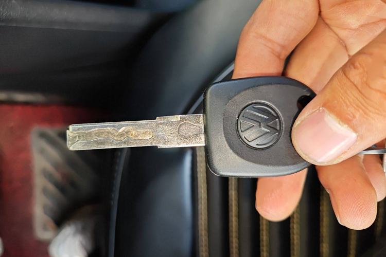 Used Volkswagen Polo 2013 1.6L Manual Comfort Edition
