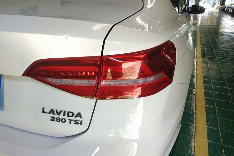 Used Volkswagen Lavida 2019 280TSI DSG Comfort Edition China VI standard