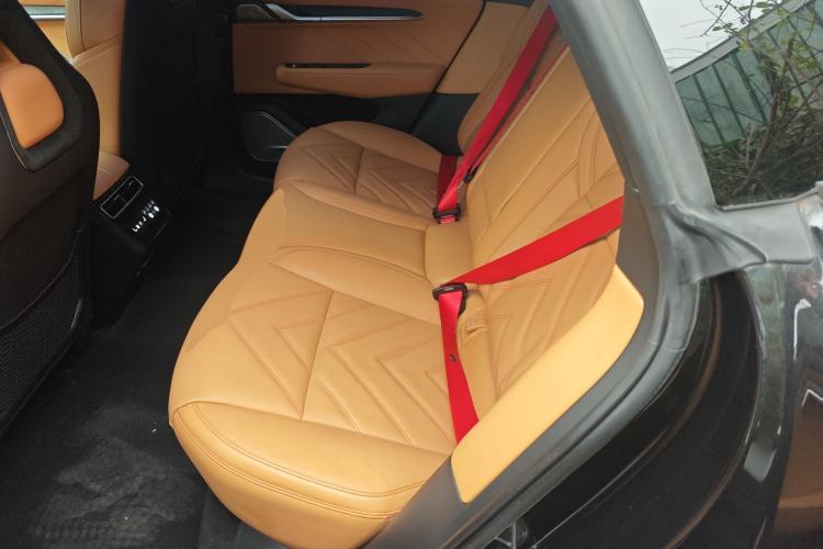 Used Zeekr 001 2022 Ultra-Long Range Dual-Motor YOU Version
